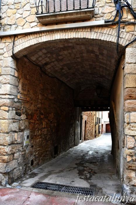 Vimbodí i Poblet - Nucli Històric - Volta del carrer de la Font