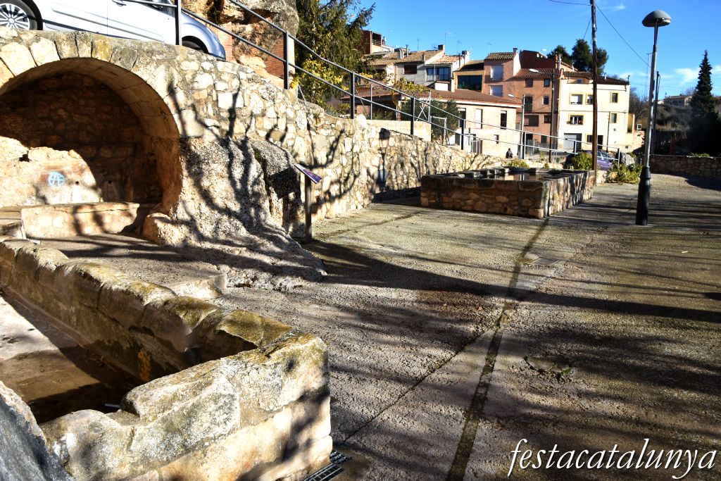 Vimbodí i Poblet - Safareigs de les Roques i Font del Nínxol