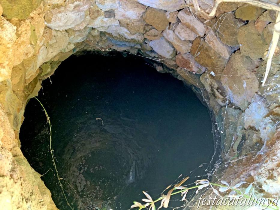 Masllorenç - Els pous de Masarbonès 