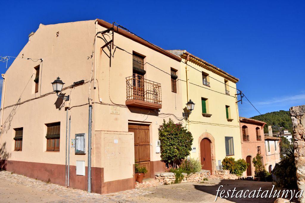 Masllorenç - Darrera de l'Escola de Masarbonès 