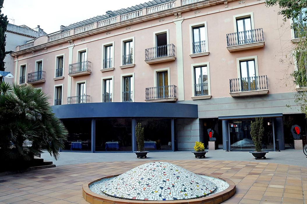 Balneari vila de Caldes o Antic Balneari Solà a Caldes de Montbui