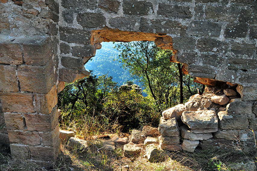 Castell de Sant Jaume a Castellví de Rosanes