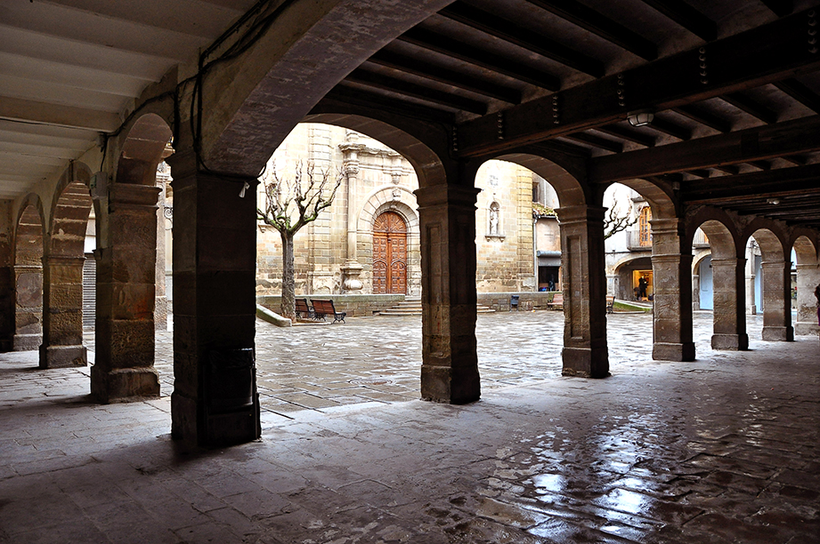 Plaça Major de Guissona ***