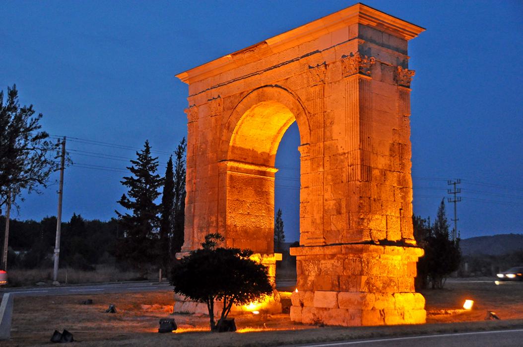 Arc de Berà a Roda de Berà ***