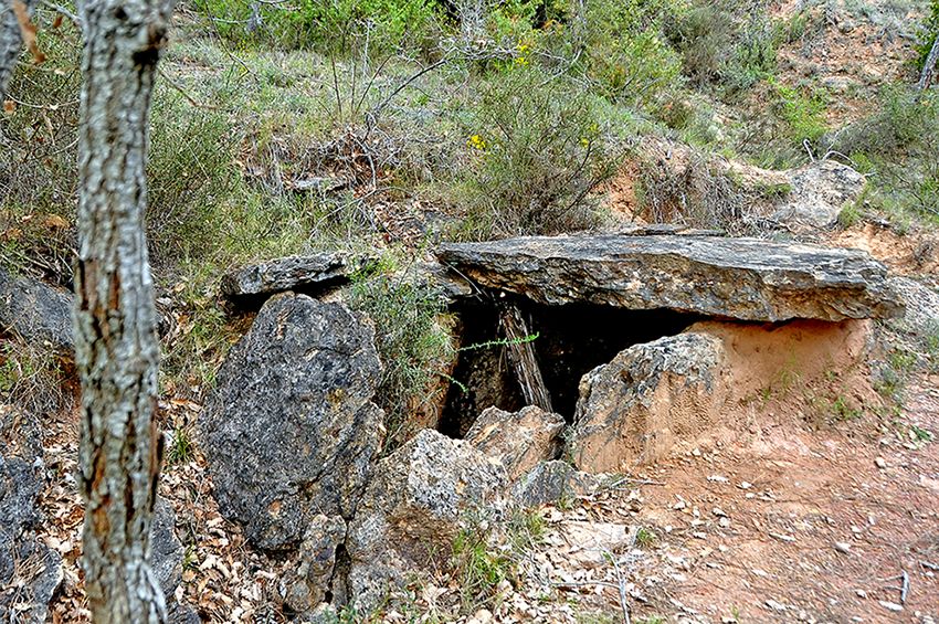 Necròpolis neolítica de Ceuró ***