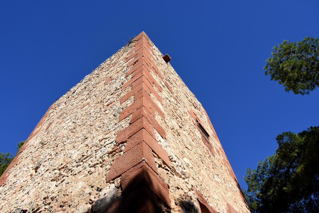 Torre de can Valls de la Muntanyeta a Castelldefels ***