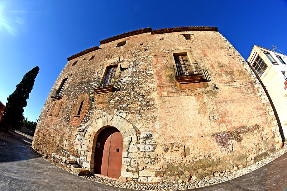 Castell dels marquesos de Vallgornera de El Rourell 