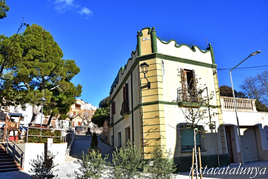 La Granada - Nucli històric - Ca la Marieta 