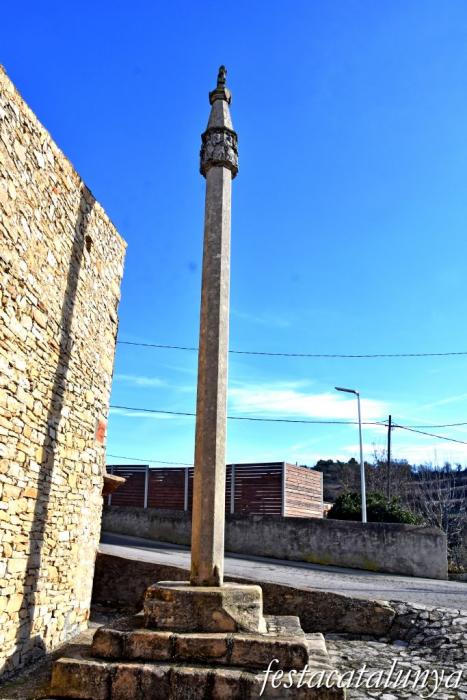 Conesa - Creu de terme 