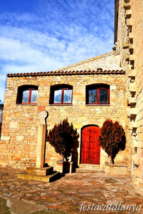 Conesa - Racó del Mossèn i Creu de Terme 