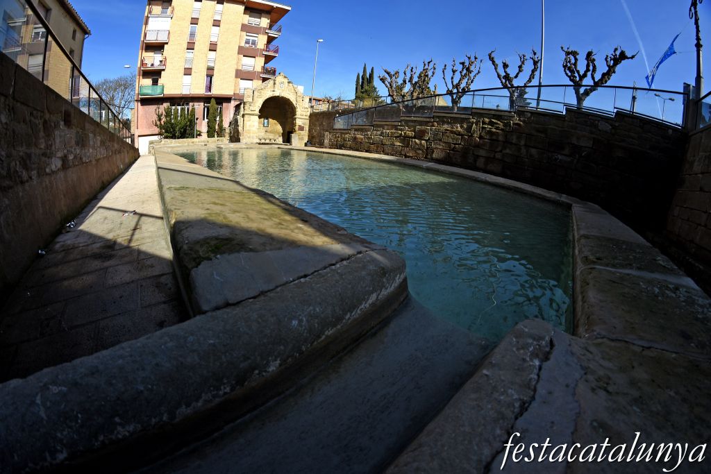 Guissona - Font i Safareigs de la Vila