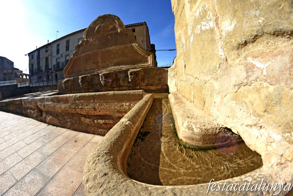 Guissona - Font i Safareigs de la Vila
