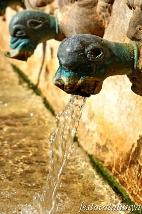 Guissona - Font i Safareigs de la Vila