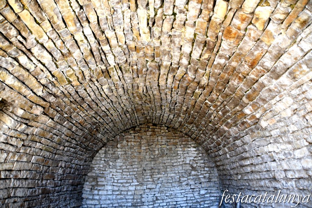 Sant Guim de Freixenet - Castell de Santa Maria 