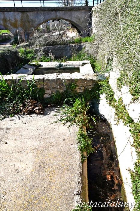 Sant Guim de Freixenet - Pous i rentadors de Freixenet