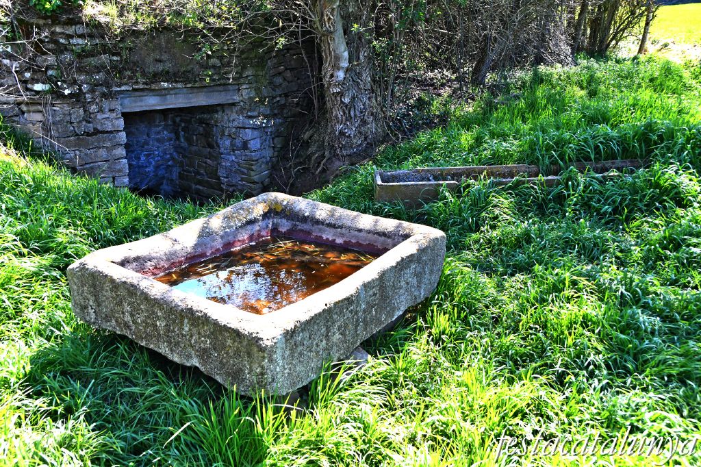 Sant Guim de Freixenet - Abeuradors i Font dels Pastors de Sendomi 
