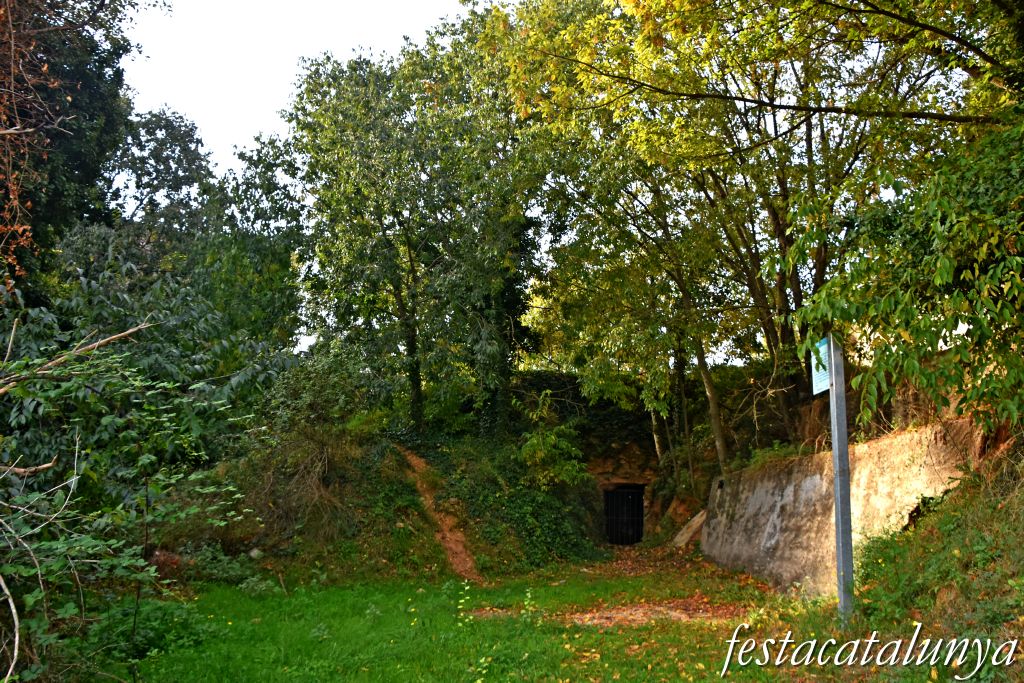 Vila-rodona - Pou de la Neu 