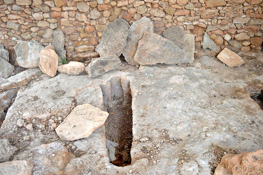 Sant Jaume dels Domenys - Necròpolis (Foto: Ajuntament)
