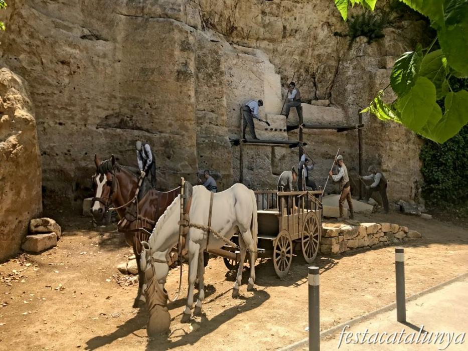 Castellet i la Gornal - Grup escultòric Els Picapedrers de Castellet