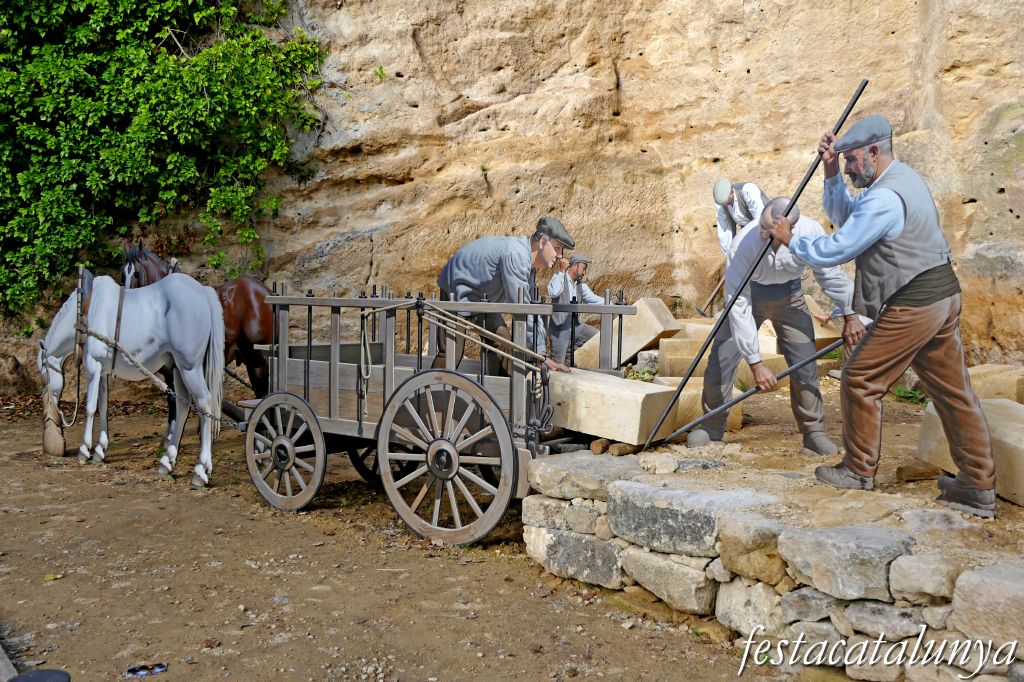 Castellet i la Gornal - Grup escultòric Els Picapedrers de Castellet