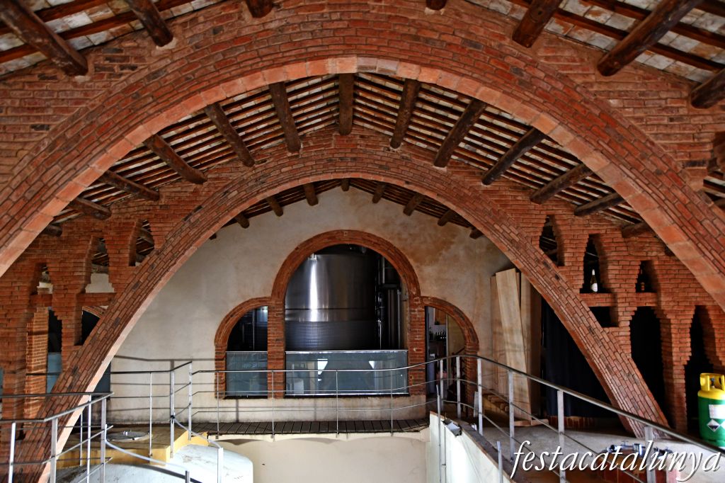 Nulles - Celler Cooperatiu del Sindicat Agrícola de Sant Isidre 