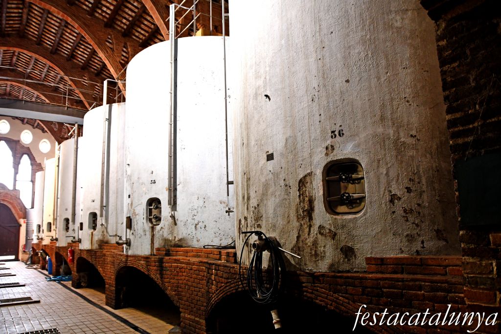 Nulles - Celler Cooperatiu del Sindicat Agrícola de Sant Isidre