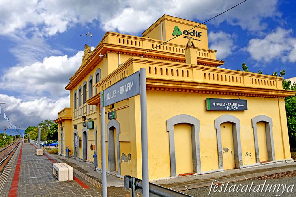 Nulles - Estació del tren de Nulles-Bràfim 