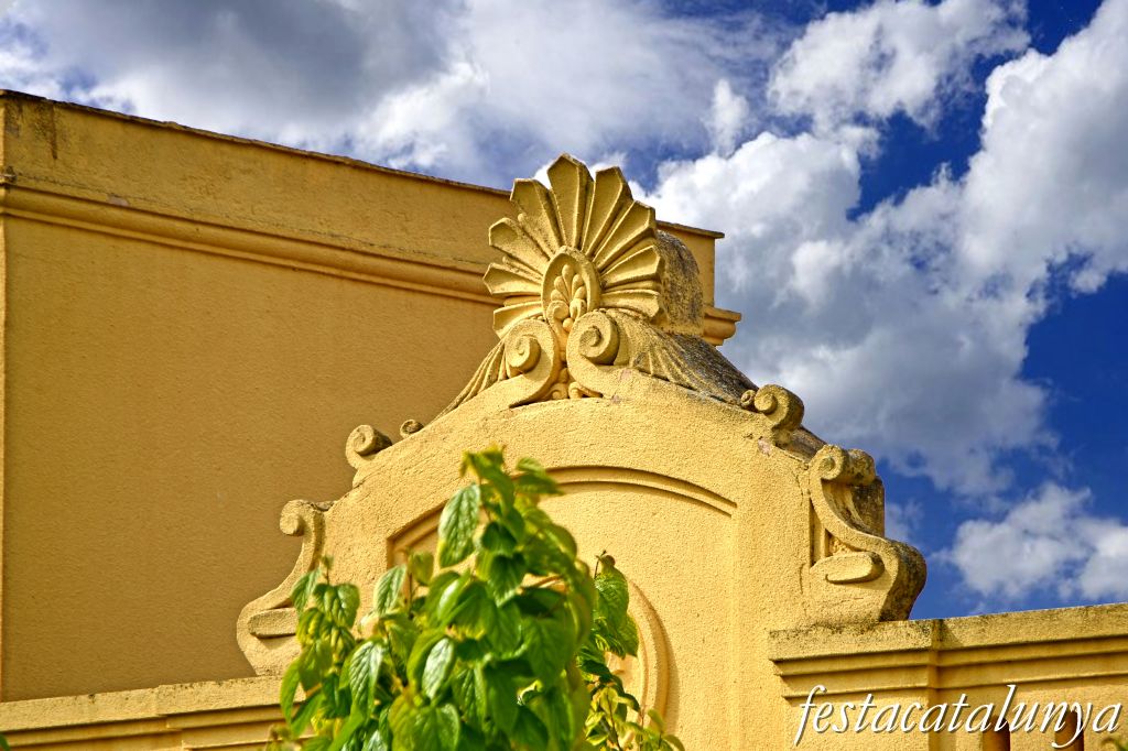Nulles - Estació del tren de Nulles-Bràfim 