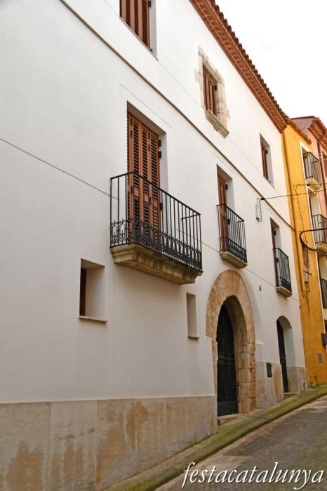 Nulles - Nucli històric - Carrer de la Font 