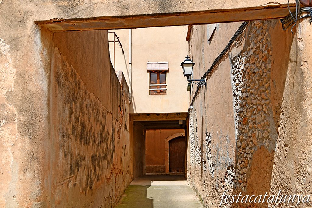 Nulles - Nucli històric - Carrer Raval de Sant Joan 