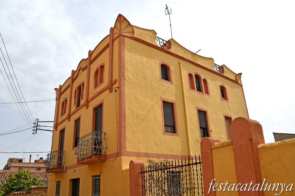 Nulles - Nucli històric - Carrer Raval de Sant Joan 
