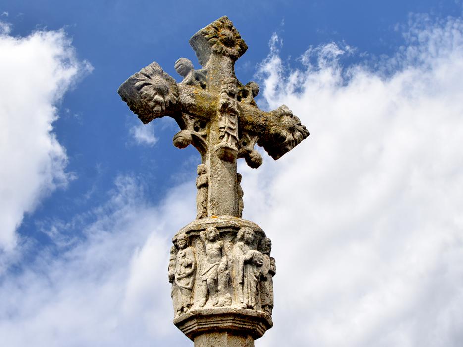 Creu del castell de Subirats ***