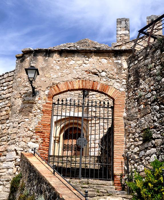 Església de Sant Pere del castell de Subirats o Santuari de Nostra Senyora de la Font