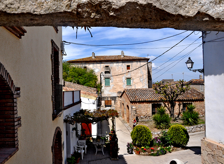 Nucli històric de Torre-ramona ***