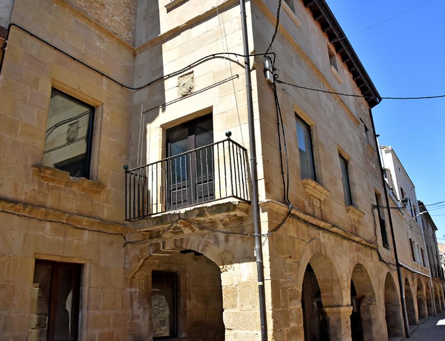 Casals renaixentistes d'Anglesola ***