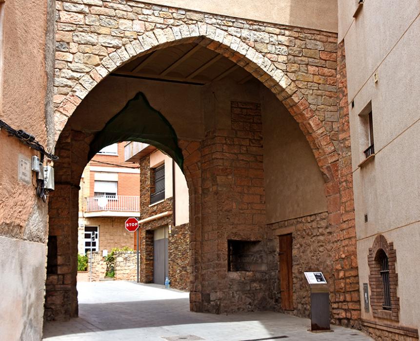 Portal de Berga o de cal Petet de Santpedor