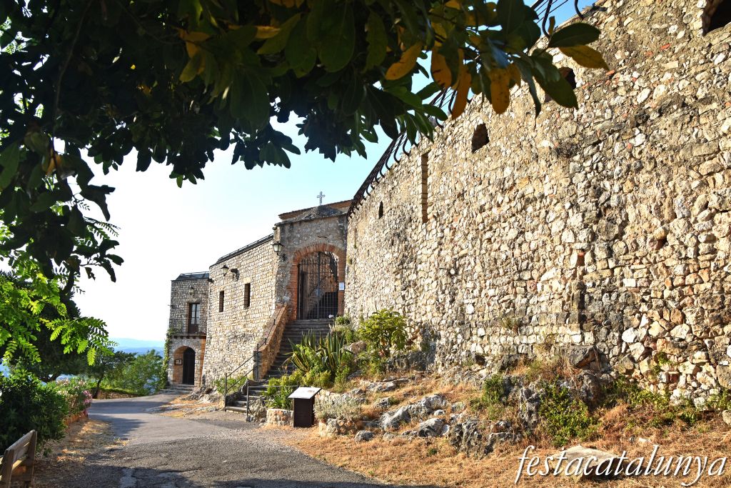 Subirats - Església de Sant Pere del castell o Santuari de Nostra Senyora de la Font 