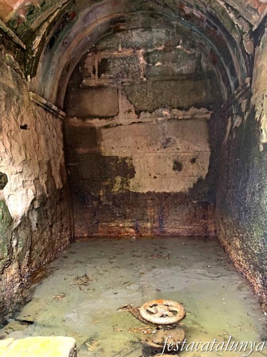 Bellcaire d'Urgell - Antics dipòsits d'aigua potable 