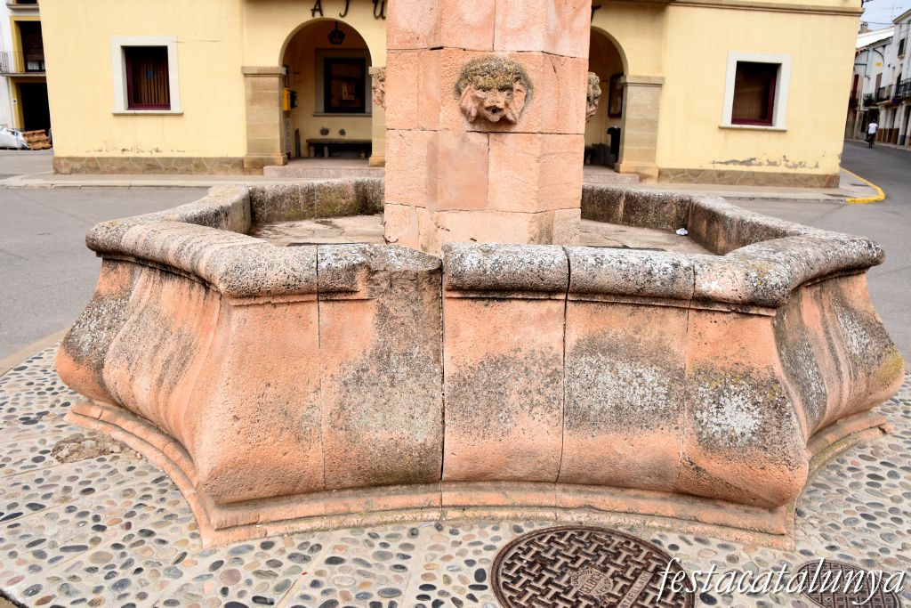 Bellcaire d'Urgell - Plaça Major
