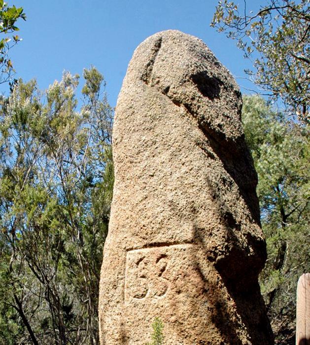Menhir de la Creu d'en Barraquer a Santa Cristina d'Aro ***