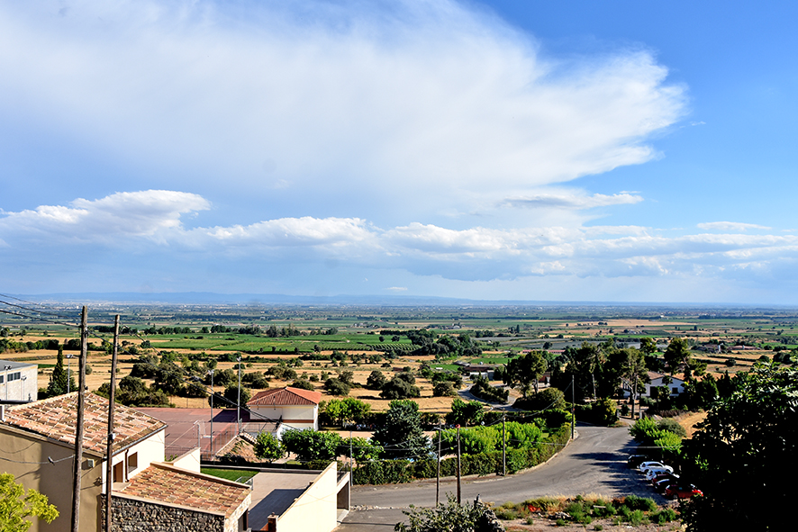 Miradors panoràmics sobre el Montsec, els Pirineus i la plana d'Urgell a Bellmunt d'Urgell 