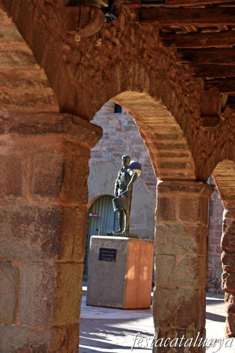 Santpedor - Cal Be o ca la Maria Espinalt, actual Ajuntament a la Plaça Gran 