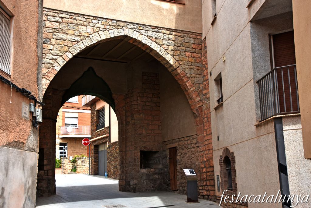Santpedor - Portal de Berga o de cal Petet