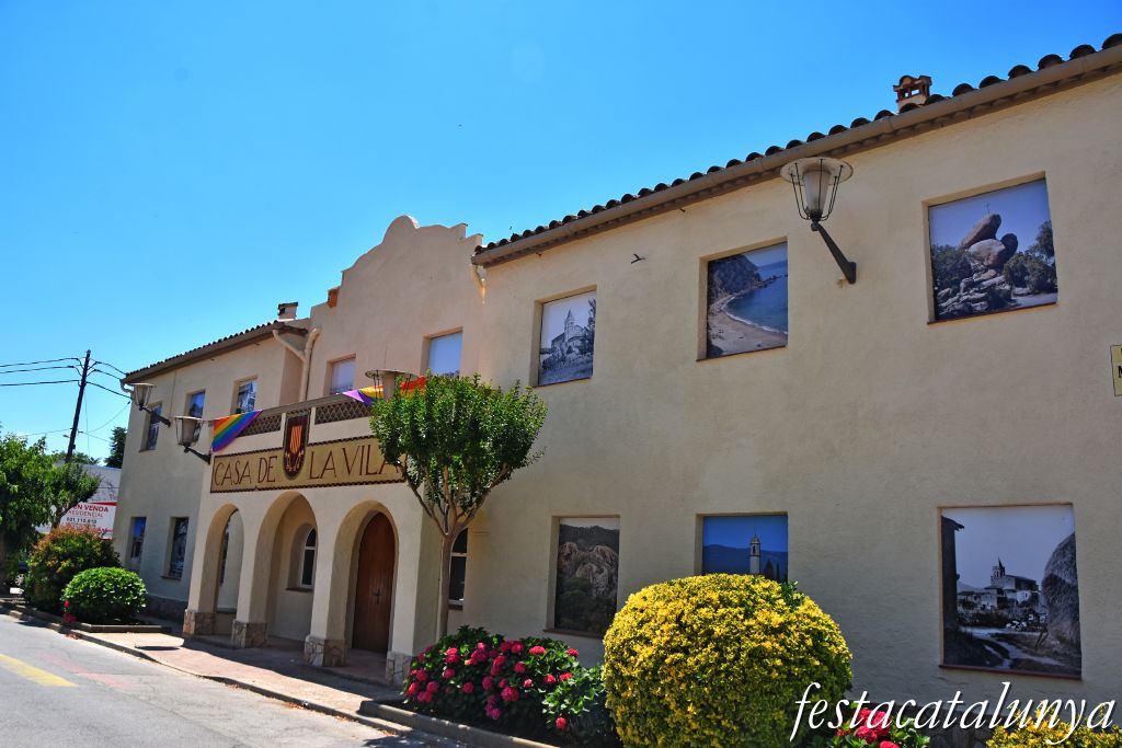 Santa Cristina d'Aro - Plaça Baldiri Reixach i Casa de la Vila 