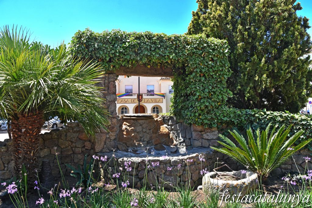 Santa Cristina d'Aro - Plaça Baldiri Reixach i Casa de la Vila