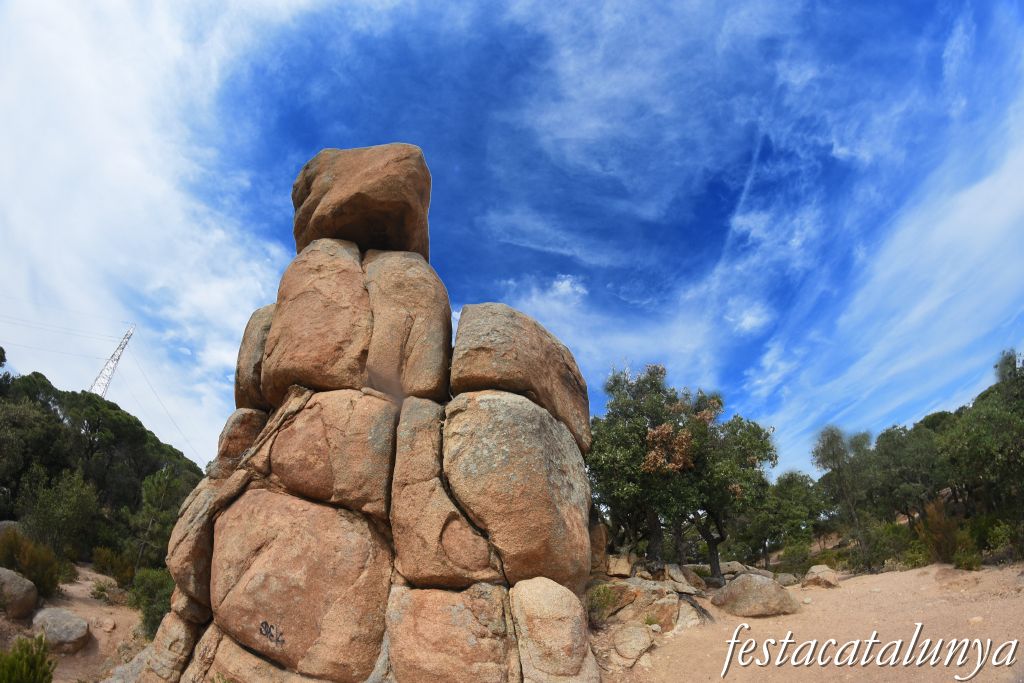 Santa Cristina d'Aro - Antiga pedra basculant de Pedralta 