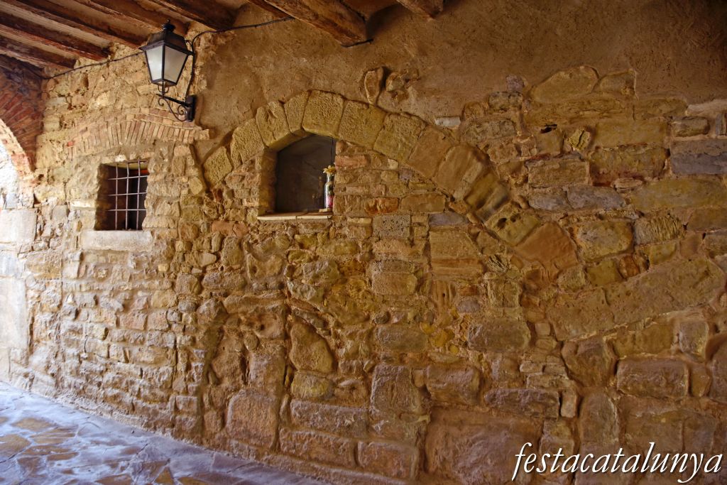 La Fuliola - Portal i voltes de la vila closa