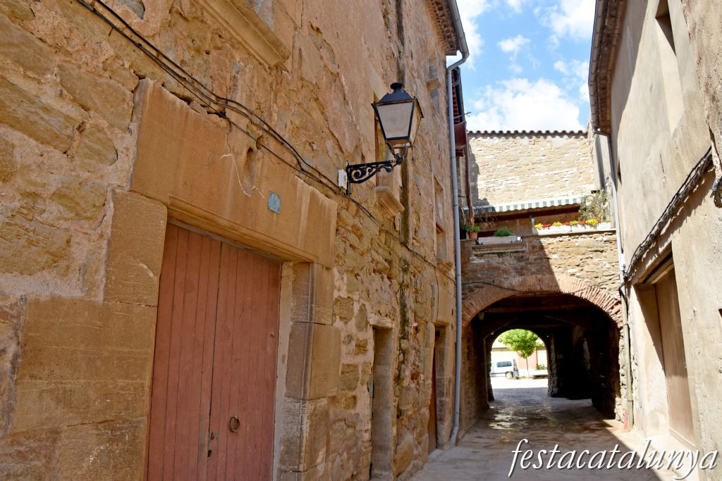 La Fuliola - Portal i voltes de la vila closa 