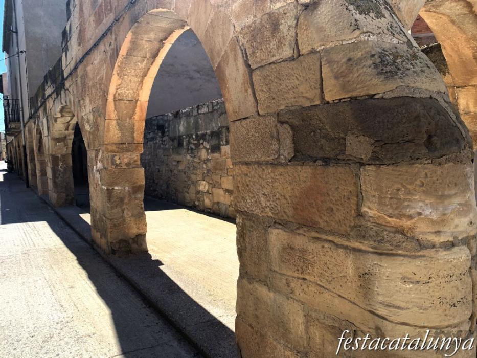 Anglesola - Porxos del carrer Major 