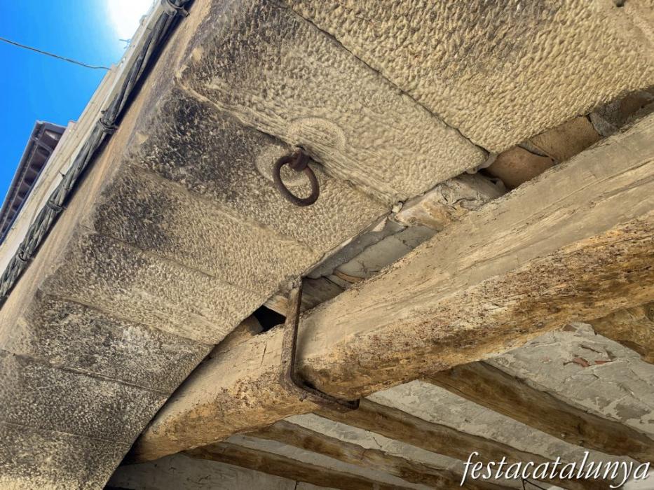 Anglesola - Porxos del carrer Major 